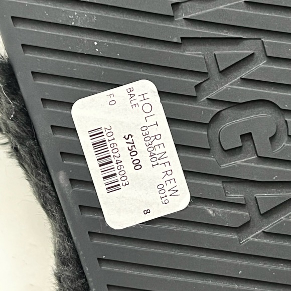 BRAND NEW BALENCIAGA  LOGO FUR SLIP ON MULES - Picture 4 of 6